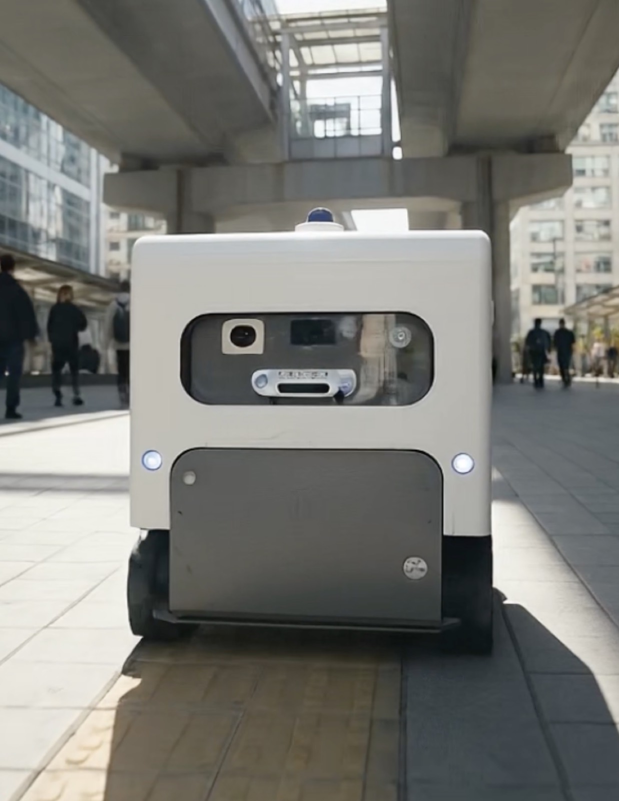 MongBot operating beside a metro line